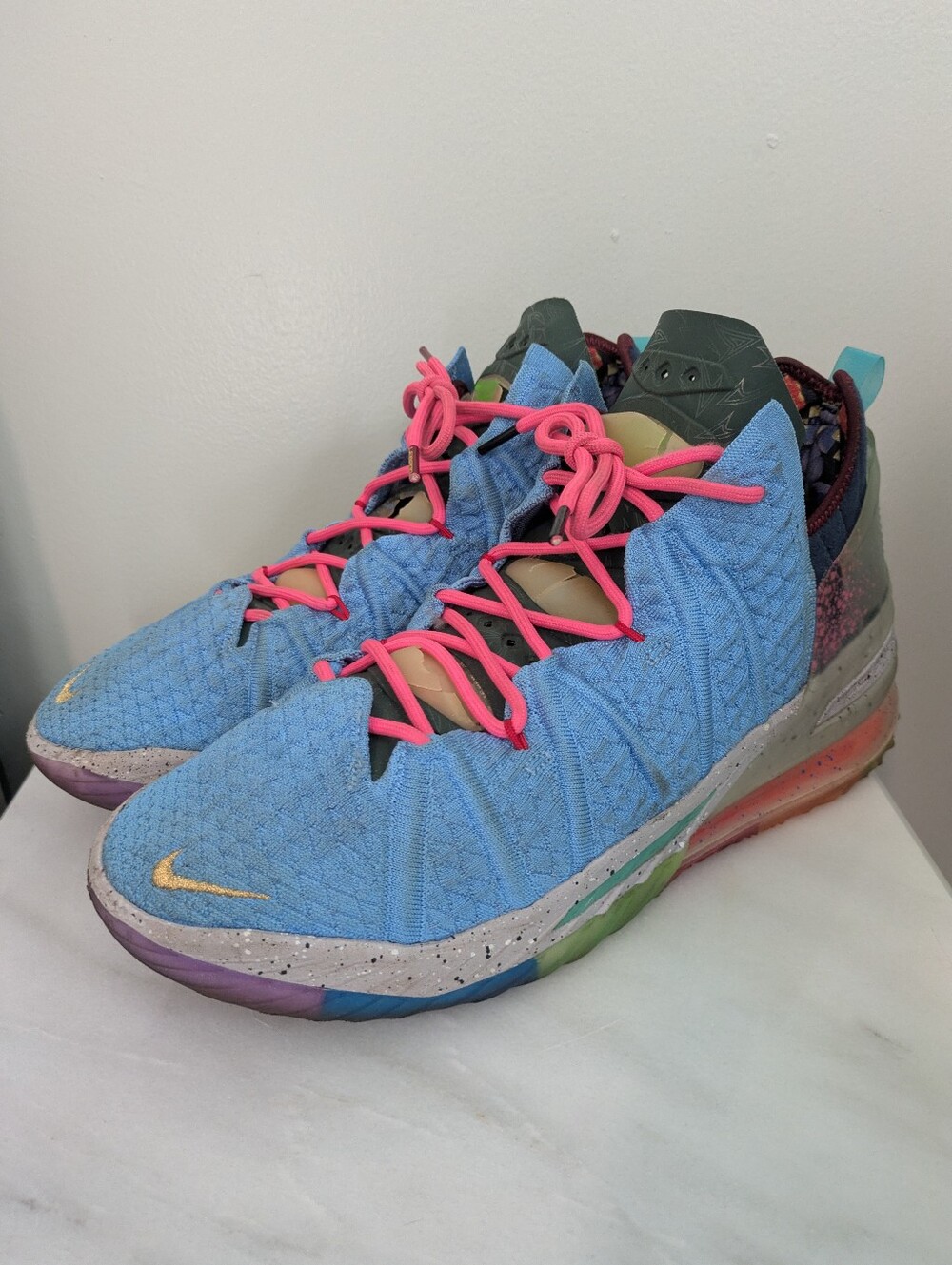 Nike LeBron 18 Best Of 1-9 Sneakers What The Blue Pink Rainbow Multicolor 11